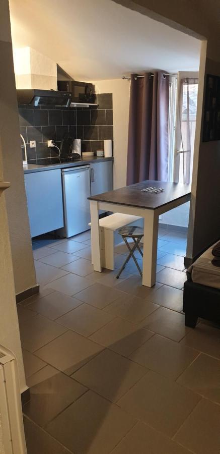 Bienvenue Au Centre Ville Arles Apartment Exterior foto